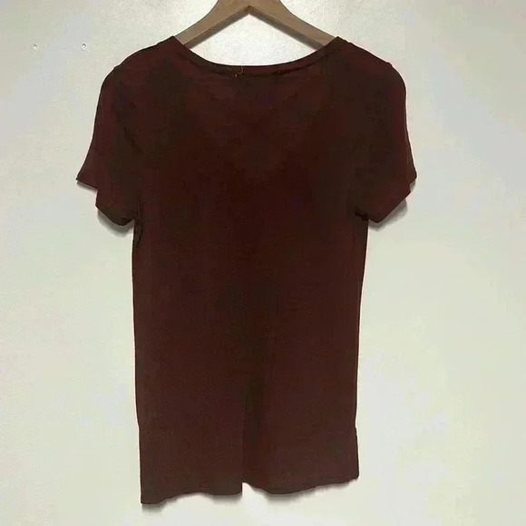 URBAN OUTFITTERS | Project Social T | Maroon Top - Picture 3 of 6